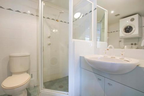 Lhotsky Apartments - Holiday Find 5