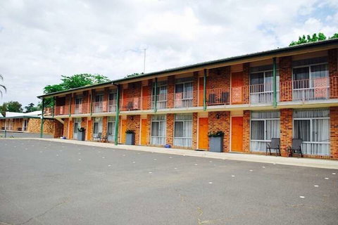 Cascades Motor Inn - Holiday Find 1