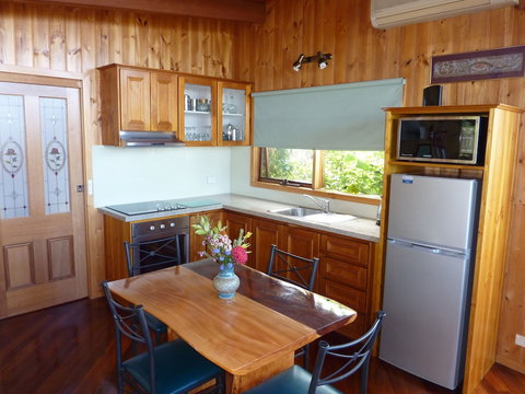 The Boomerangs - Holiday Find 3