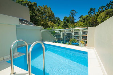Little Cove Court - Holiday Find 5