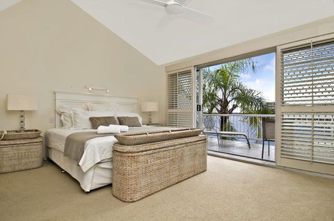 Skippers Cove Waterfront Resort - Holiday Find 3