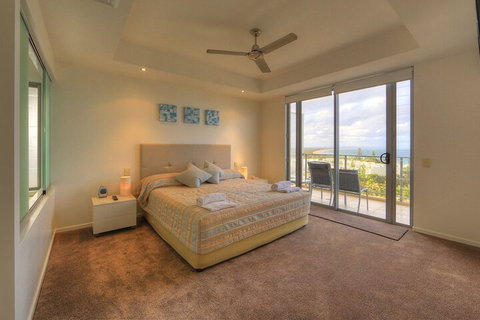 Rainbow Sea Resort - Holiday Find 7