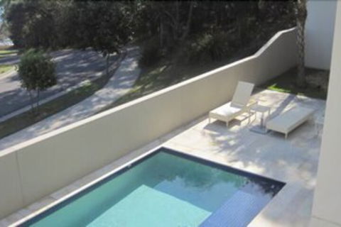 Rainbow Sea Resort - Holiday Find 2