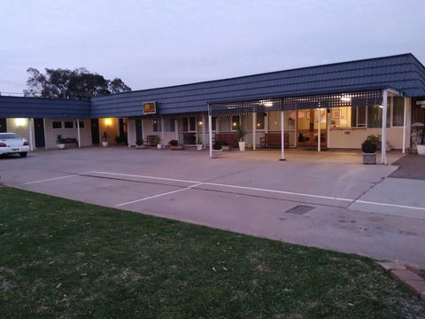 City Park Motel & Apartments - Holiday Find 2