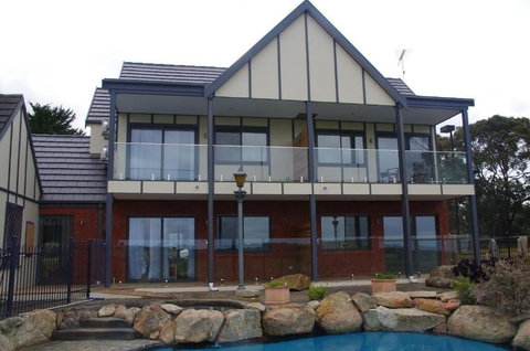 The View On Grossmans - Holiday Find 3