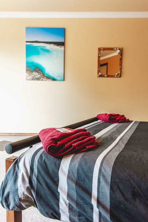 Yot Spot Apartments - Holiday Find 6