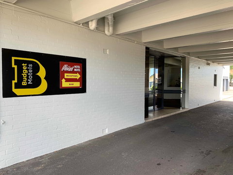 The Menai Hotel Motel - Holiday Find 1