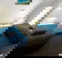 Bandicoot Motor Inn - Holiday Find