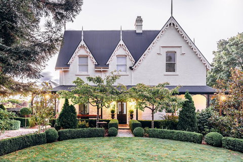 The Stable Lofts - Holiday Find 2