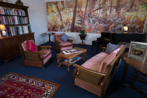 Northern Arts Hotel - Holiday Find 4