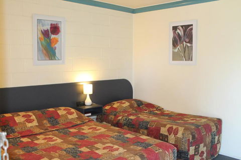 Nanango Antler Motel - Holiday Find 4