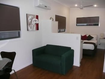 River Retreat Caravan Park - Holiday Find 3