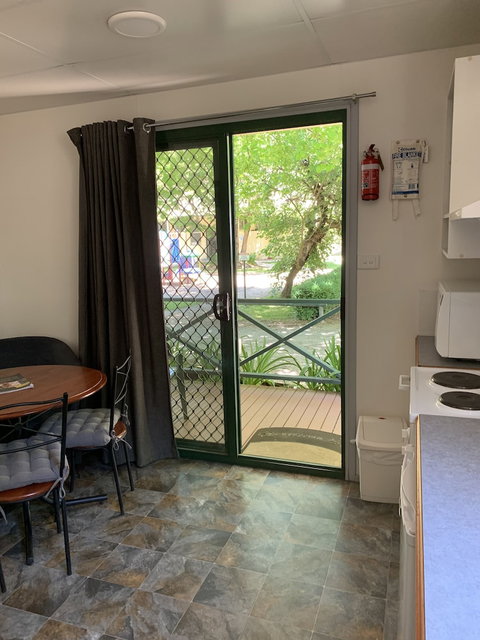 Bright Accommodation Park - Holiday Find 6