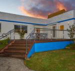 Bridport Holiday Rental - Holiday Find