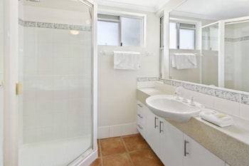 Rivershores - Holiday Find 3