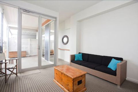 Four Kings Apartments - Holiday Find 4