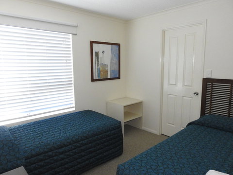 On The River Apartments - Holiday Find 2