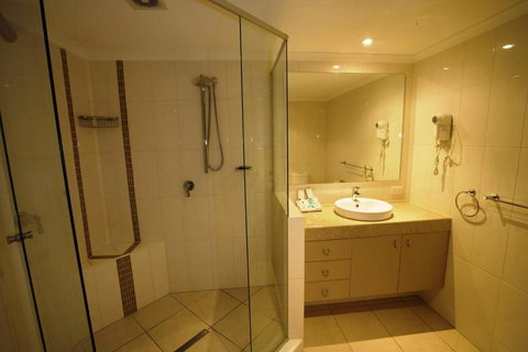 Riverdance Apartments - Holiday Find 4