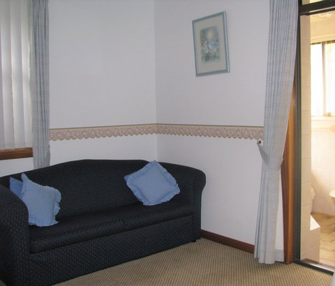 Hill Top Country Guest House - Holiday Find 1