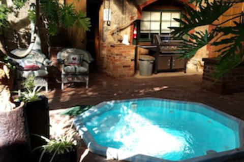 Eagle Foundry Bed & Breakfast - Holiday Find 0