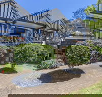 Montville Mountain Inn