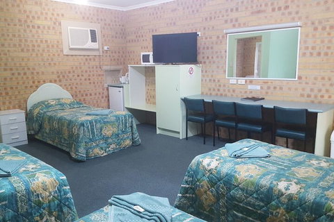 Tiaro Motor Inn - Holiday Find 2
