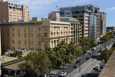 Ibis Styles Adelaide Grosvenor - Holiday Find 3