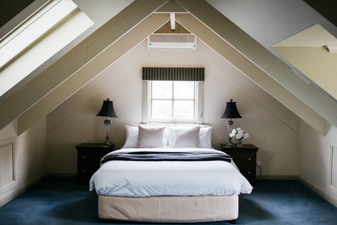 Lawson Lodge - Holiday Find 6