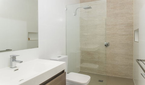 Lawson Lodge - Holiday Find 4