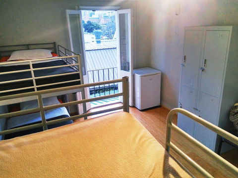 Asylum Sydney Backpackers Hostel - Holiday Find 6