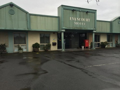 Evancourt Motel - Holiday Find 0