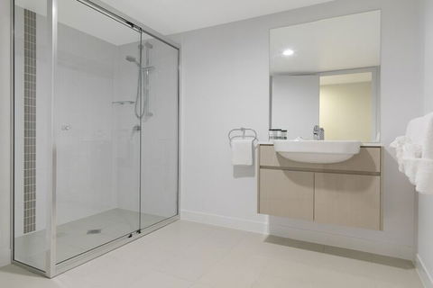 Oaks Mackay Carlyle Suites - Holiday Find 1