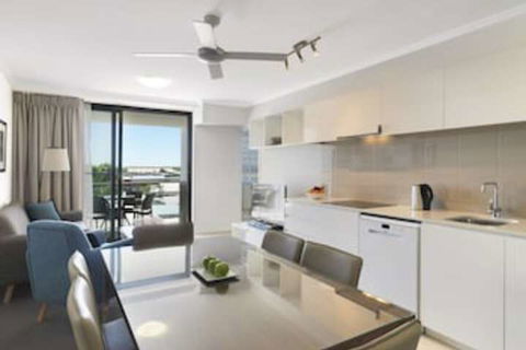 Oaks Mackay Carlyle Suites - Holiday Find 0