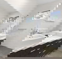 Anchors Beach House - Holiday Find