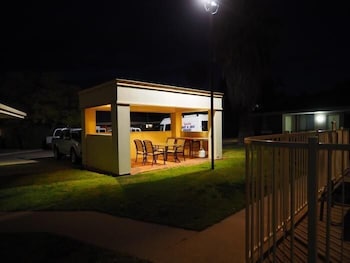 Jacaranda Motel & Holiday Units - Holiday Find 0