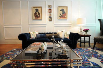 D'One Luxury Apartments - Holiday Find 0