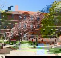 Yarra House Campus Summer Stays - Holiday Find