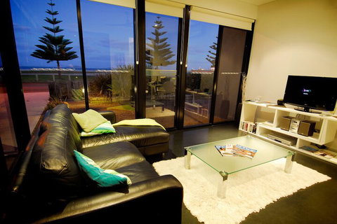 Esperance Island View Apartments - Holiday Find 5
