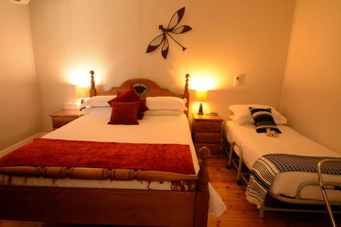 Emaroo Cottages Broken Hill - Holiday Find 4