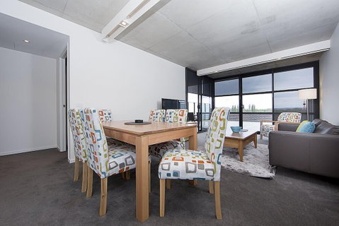 Accommodate Canberra - Dockside - Holiday Find 6