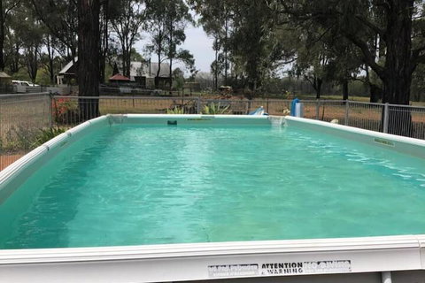 Krinklewood Cottage & Train Carriages - Holiday Find 7