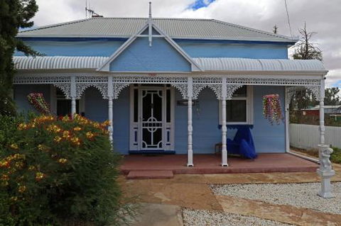 Ellas Place - Holiday Find 5