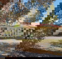 Barooga Golf View Motel - Holiday Find