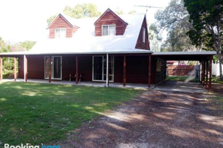 Amity Point QLD Holiday Find