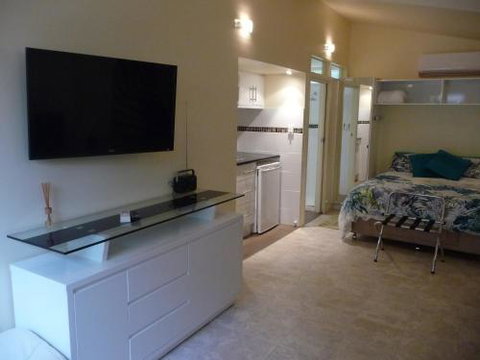 Orchard Garden - Holiday Find 1