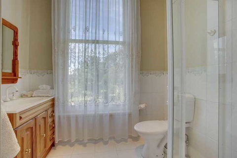 Highton Manor - Holiday Find 7