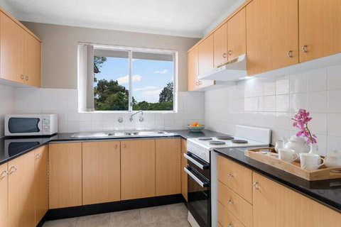 Waldorf North Parramatta Residential Apartments - Holiday Find 6