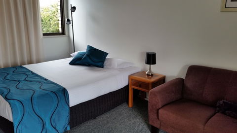 Motel In Nambour - Holiday Find 1