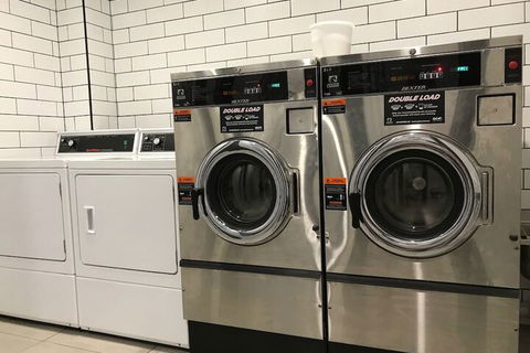 Down Under Hostels - Surfers Paradise - Holiday Find 1