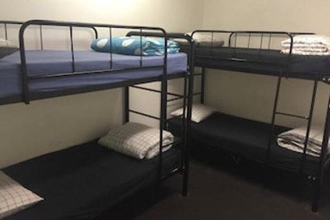 Down Under Hostels - Surfers Paradise - Holiday Find 4